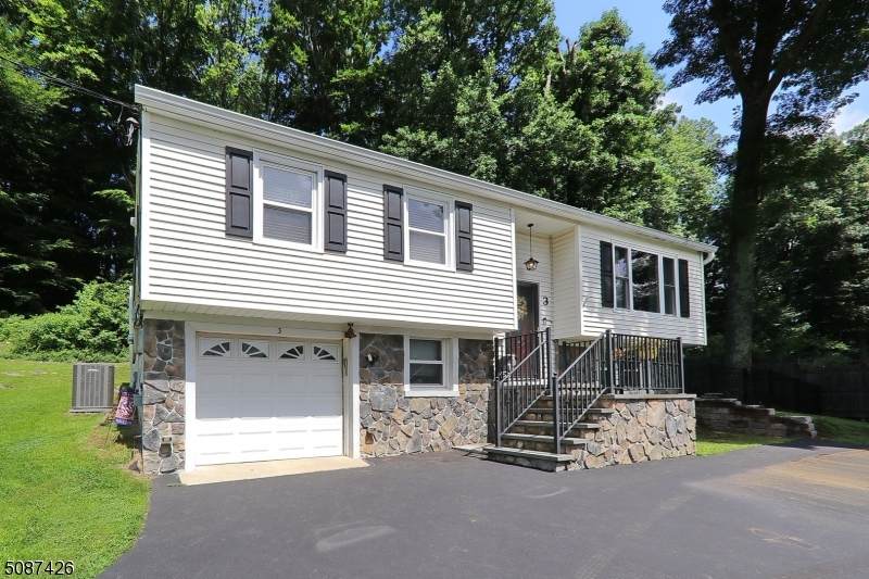 3 S Hillside Dr - Photo 1