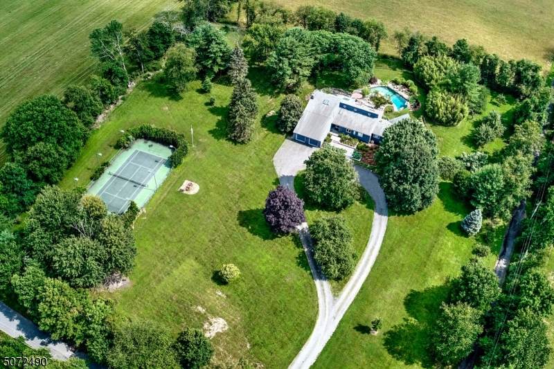 61 Sutton Road - Photo 1
