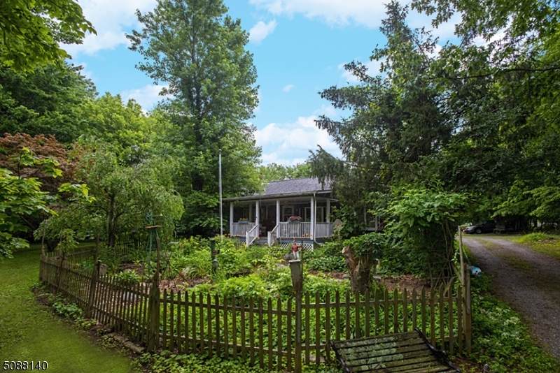 154 Mudtown Rd - Photo 1