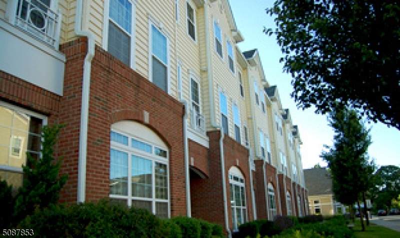 1810 Hamilton St - Photo 1