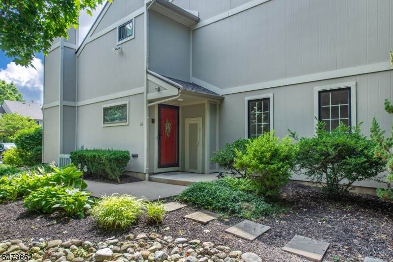 36 Irongate - Photo 1