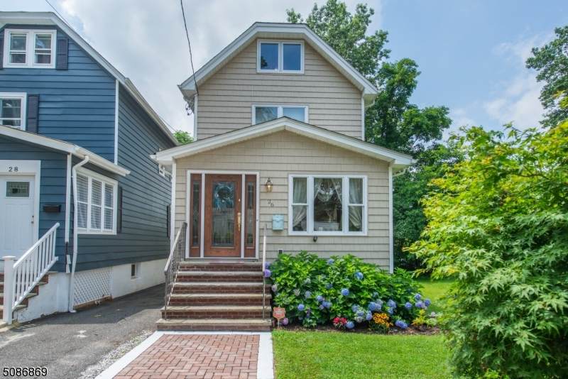 26 Dean St - Photo 1