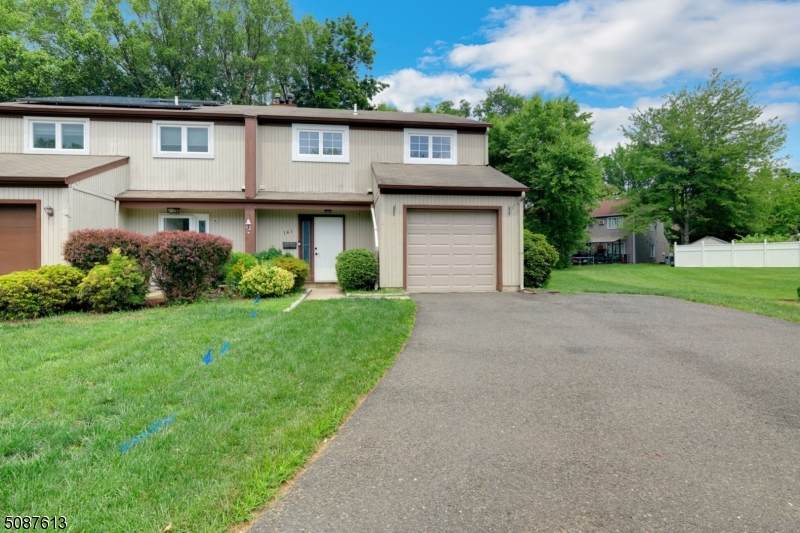 141 Grove St - Photo 1