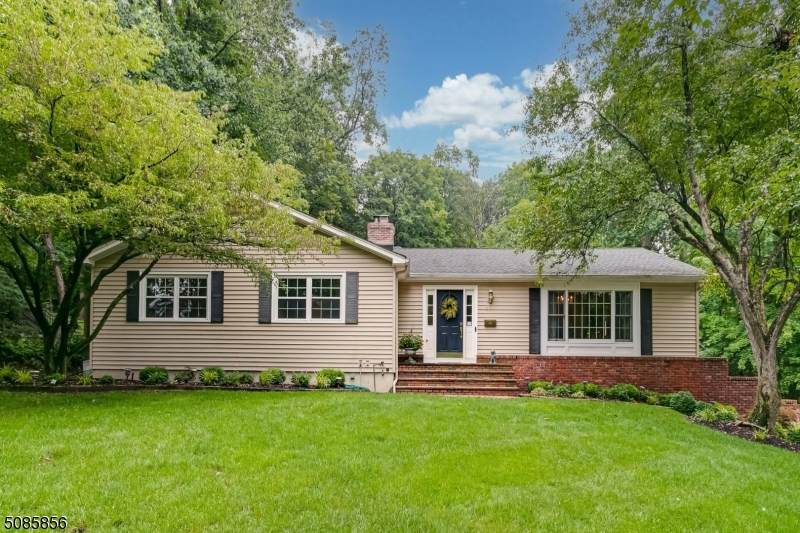 230 Lorraine Drive - Photo 1