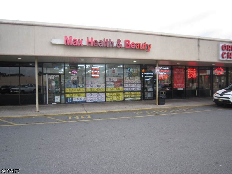 117 Bloomfield Avenue - Photo 1