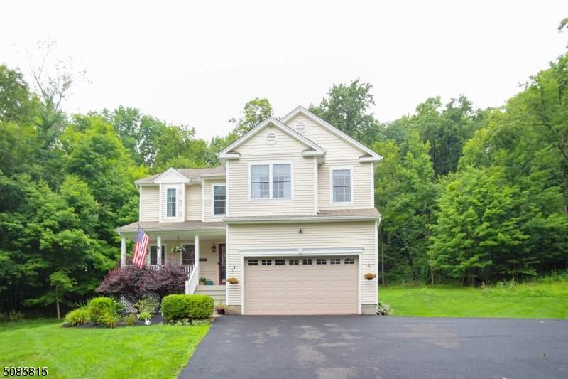 10 Roy Ct - Photo 1