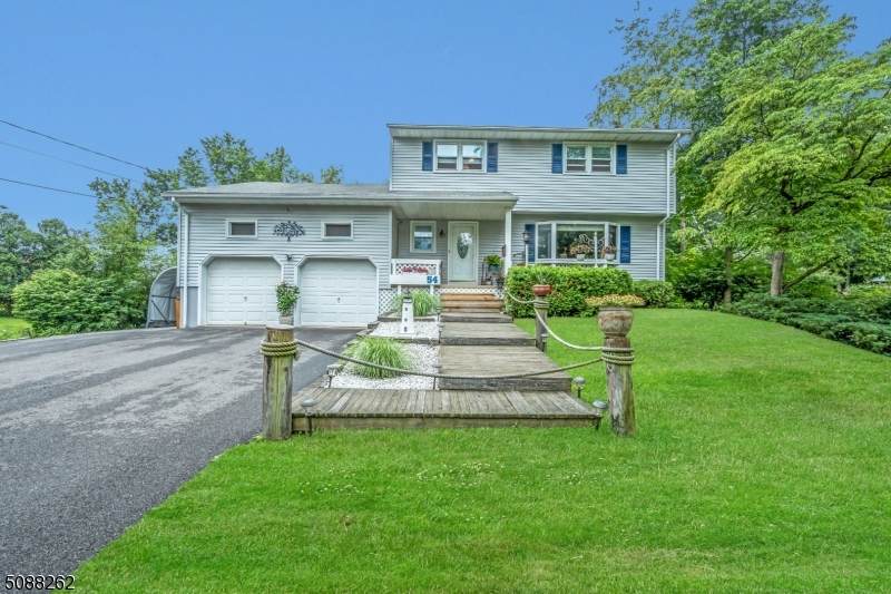 54 Mapledale Ave - Photo 1