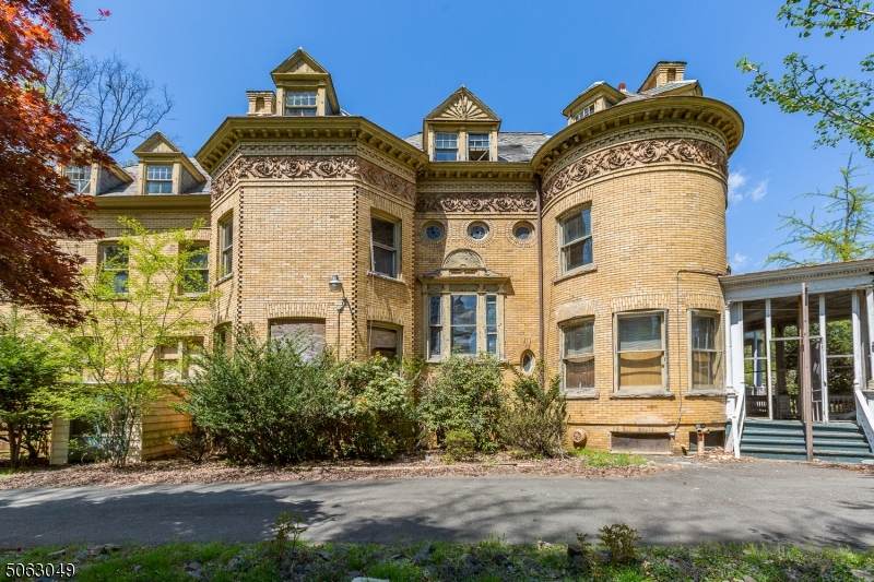 808 Central Ave - Photo 1