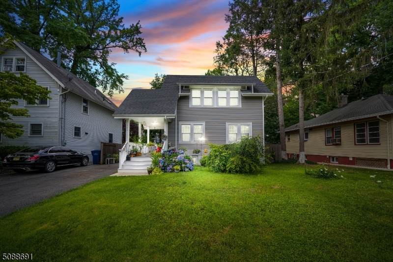 149 Fairmount Ave - Photo 1