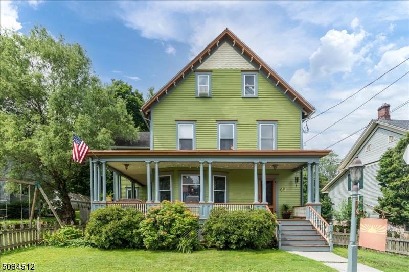 33 Main St - Photo 1