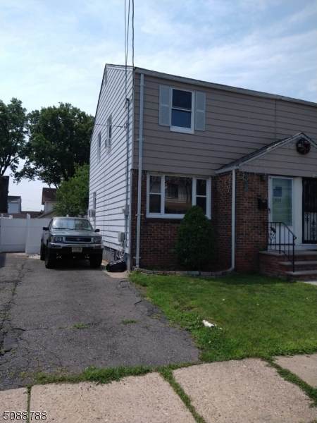 538 Buchanan St - Photo 1