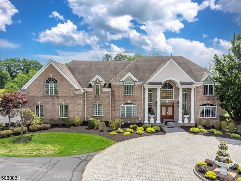 11 Hickory Dr - Photo 1