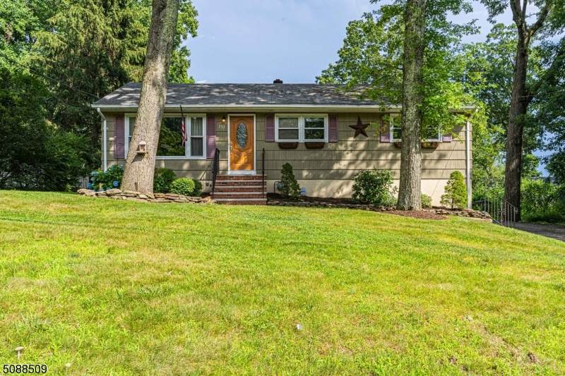 257 Ross Dr - Photo 1