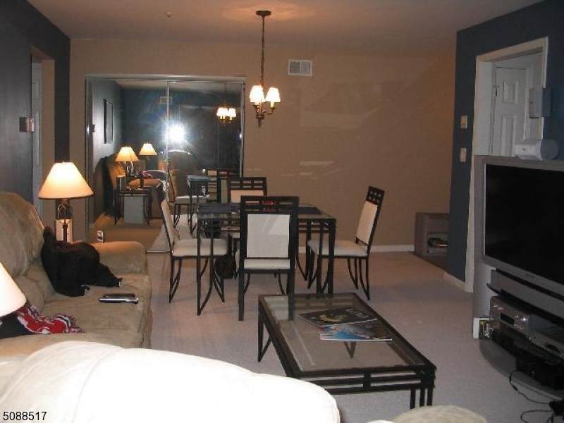 6 Crestview Ln - Photo 1
