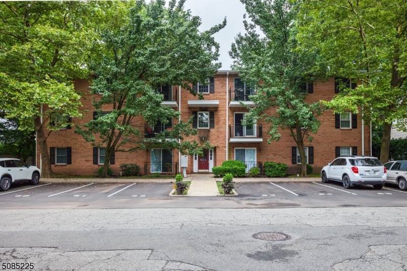 45 John St - Photo 1