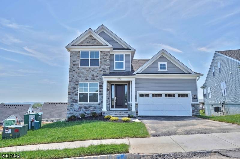 1752 Franklin Way - Photo 1