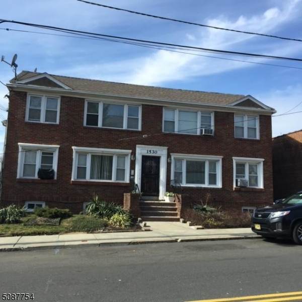 1530 Liberty Ave - Photo 1