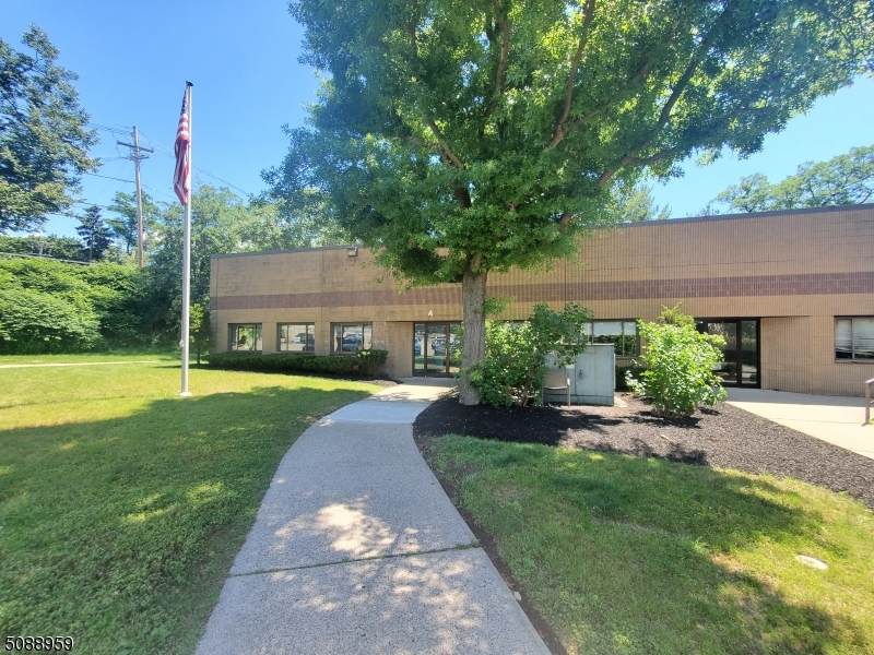 39 E Hanover Ave - Photo 1