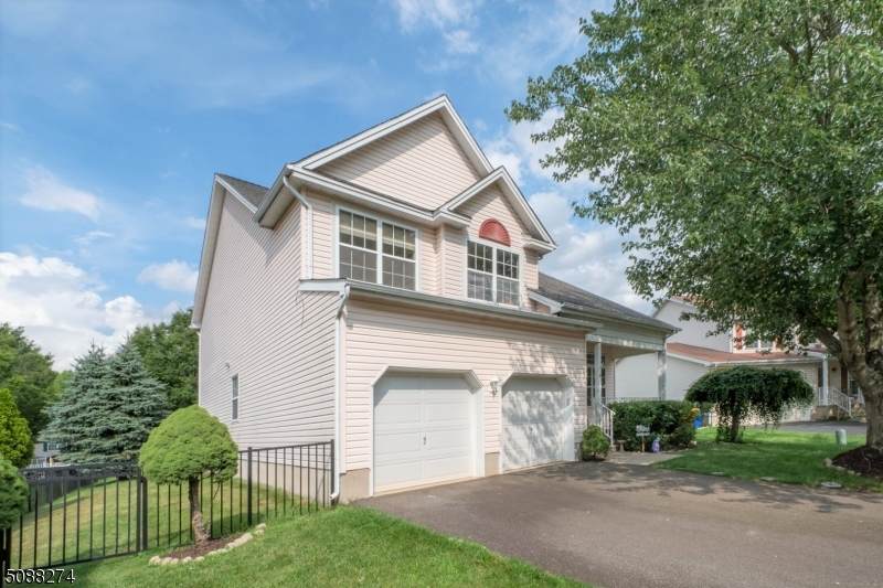 4 Amherst Ct - Photo 1