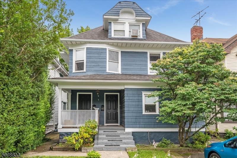 87 Grove St - Photo 1