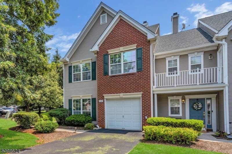 1008 S Branch Dr - Photo 1