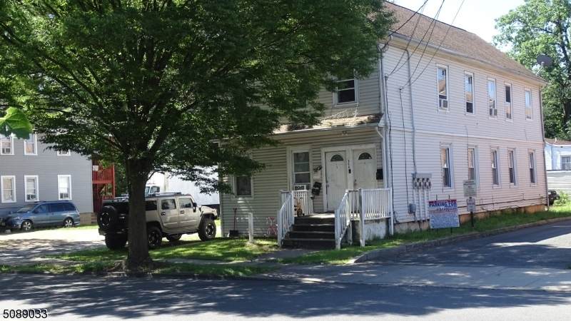 206 W Grand Ave - Photo 1