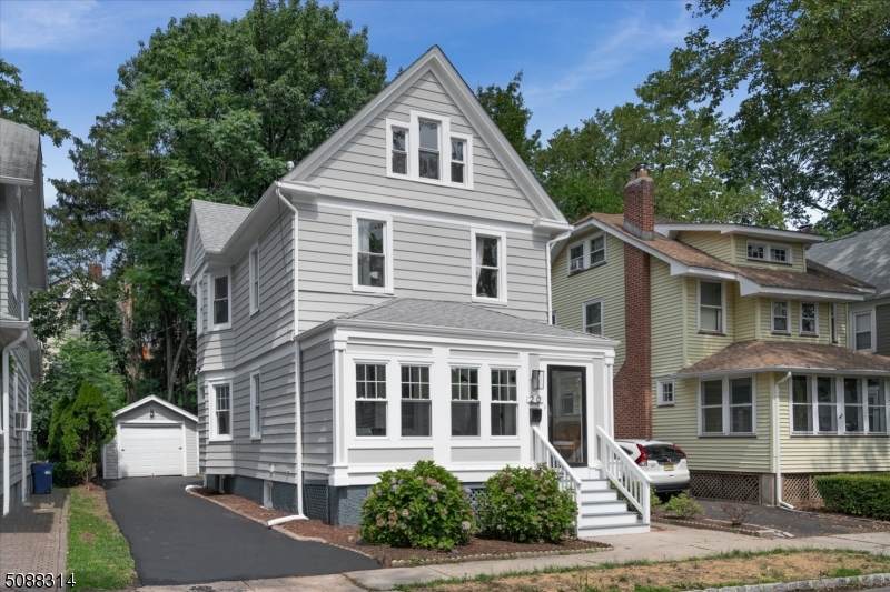 20 Edgewood Rd - Photo 1