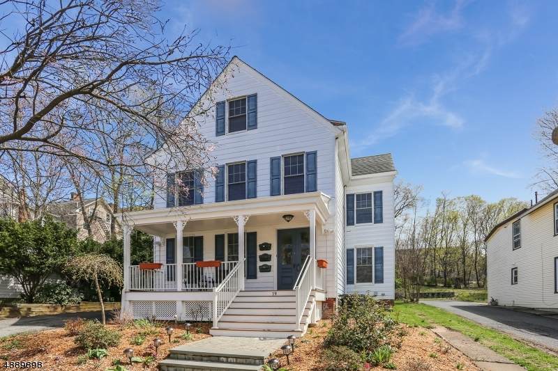 19 Clinton St Apt A - Photo 1