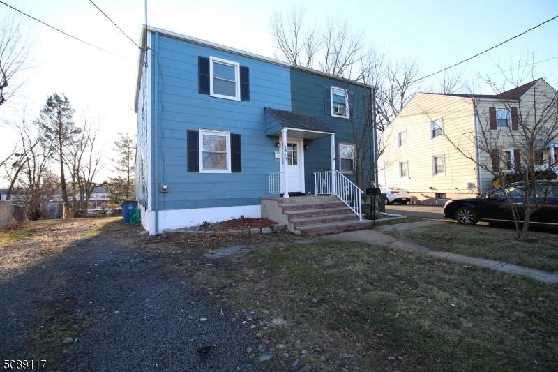 637 Crescent Drive - Photo 1