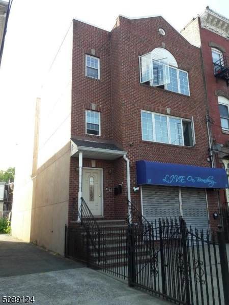 318 Broadway - Photo 1