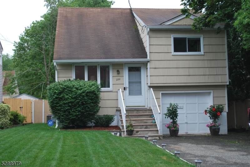 220 Camden Rd - Photo 1