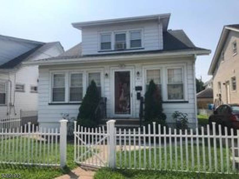 45 E 8Th St - Photo 1