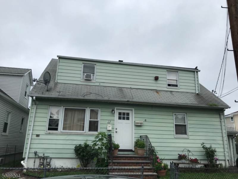 1316 Gurd Ave - Photo 1