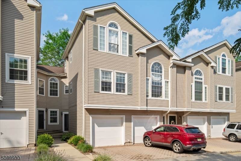 7 Witherspoon Ct - Photo 1