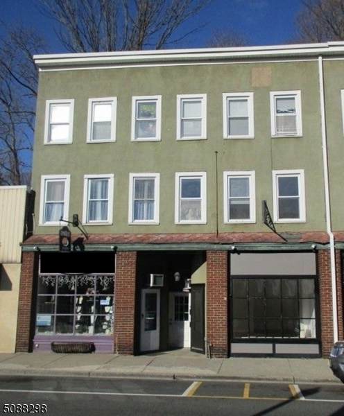 919 Main St - Photo 1