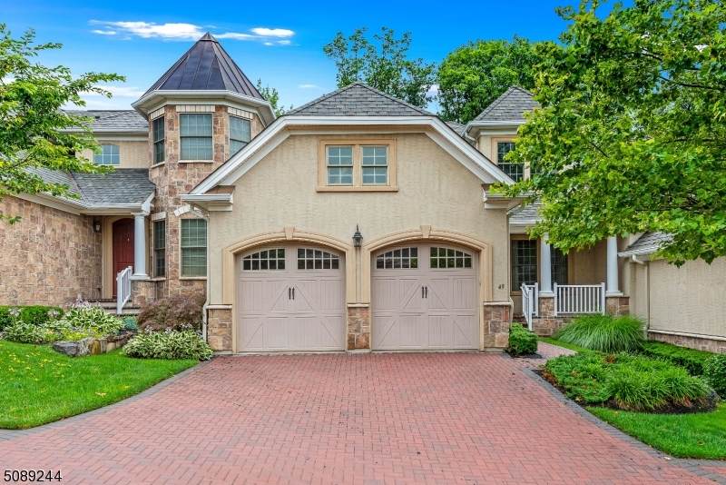 49 Windsor Ln - Photo 1