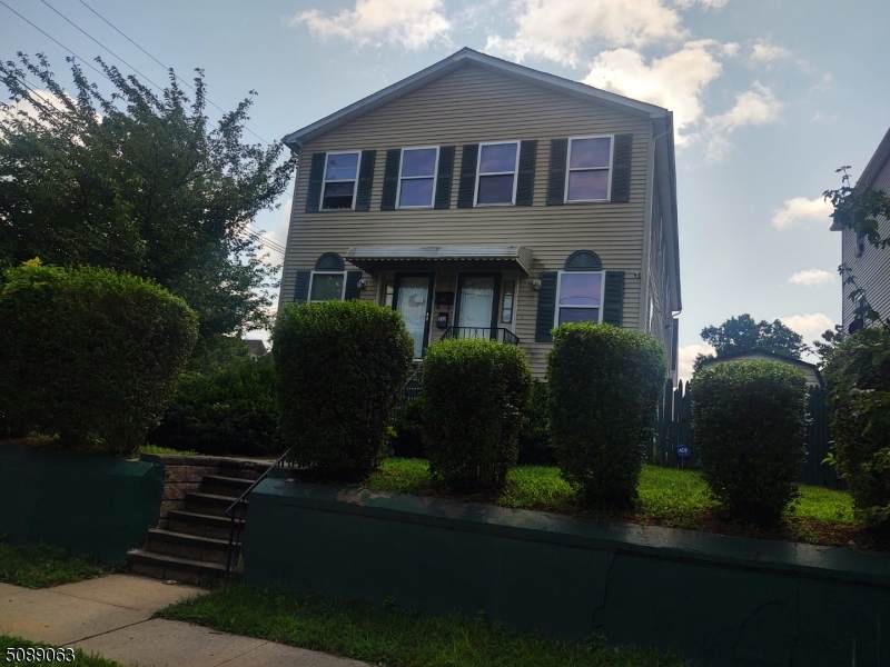 228 Grant Ave - Photo 1