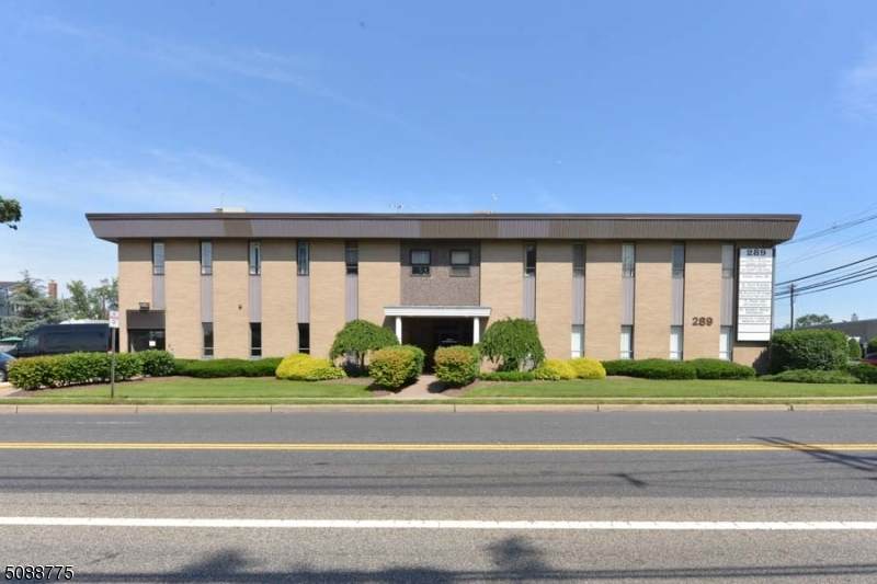 289 Market St - Photo 1