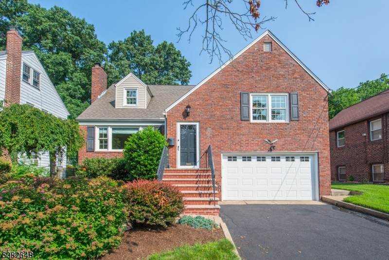 740 Suburban Rd - Photo 1