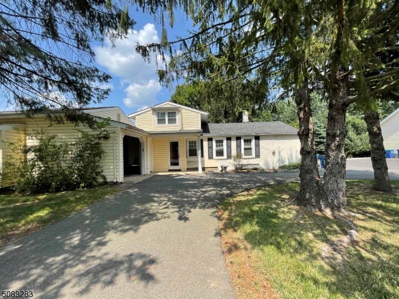 195 Lovers Ln - Photo 1