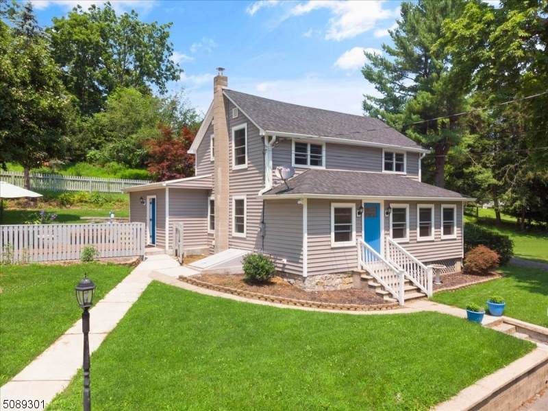 67 Hamilton Rd - Photo 1