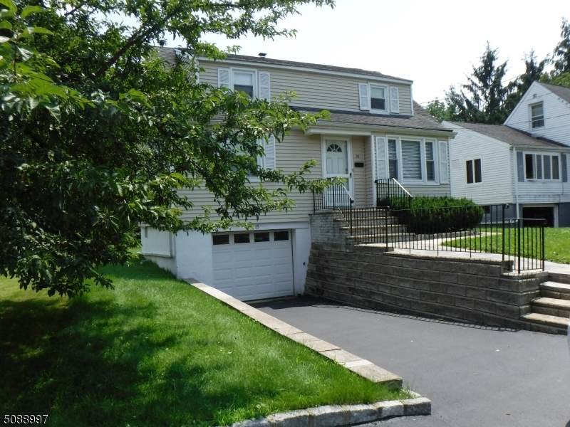 15 Girard Ave - Photo 1