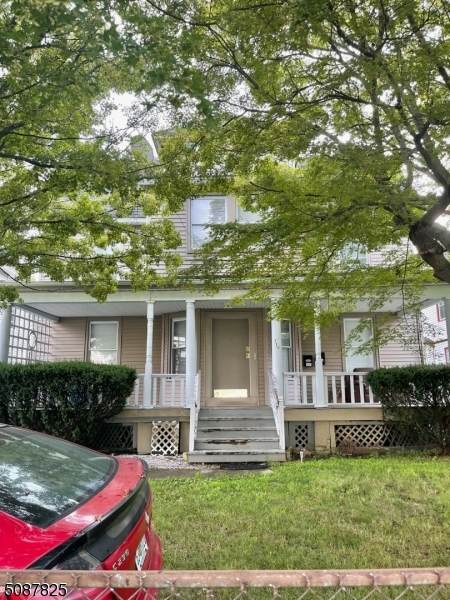 716 Carlton Ave - Photo 1