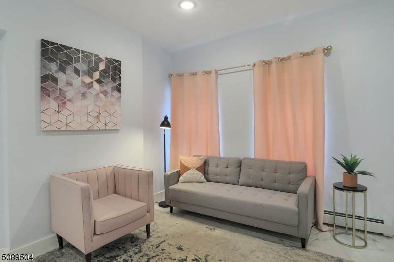 397 Woodlawn Ave - Photo 1