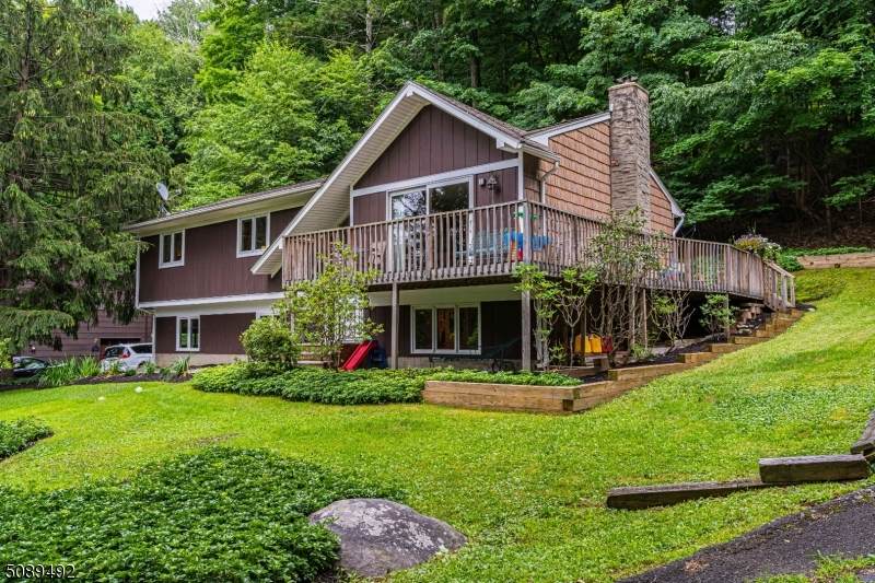 529 E Shore Trl - Photo 1