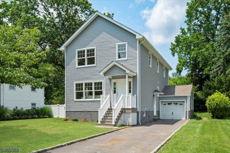 41 Milton Ave - Photo 1