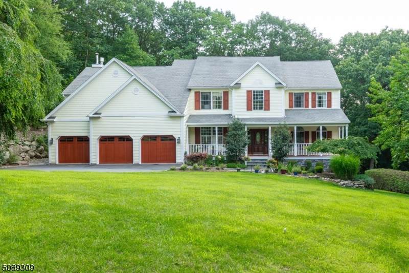 6 Woodside Dr - Photo 1