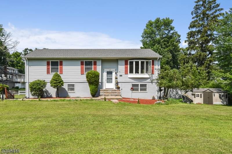 25 Sutton Rd - Photo 1