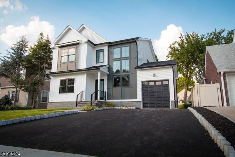 467 Clark Pl - Photo 1