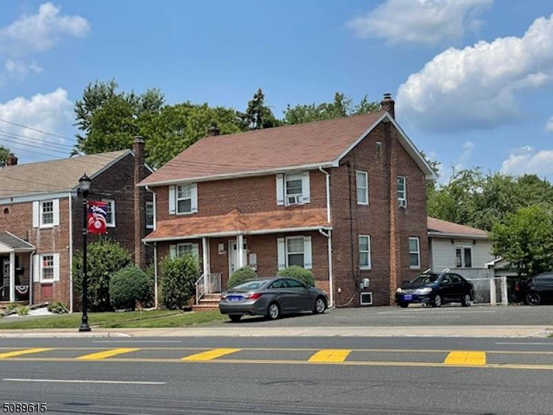 1481 Morris Ave - Photo 1